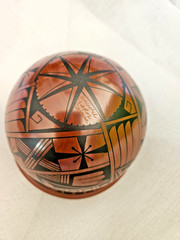 Mata Ortiz Pottery Bowl by Baudel Lopez Corona – Black On Red Fine Art Olla