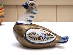 Mexican Folk Art Bird Pottery & Brass Reyna Mexico – Classic Hand Painted Design
