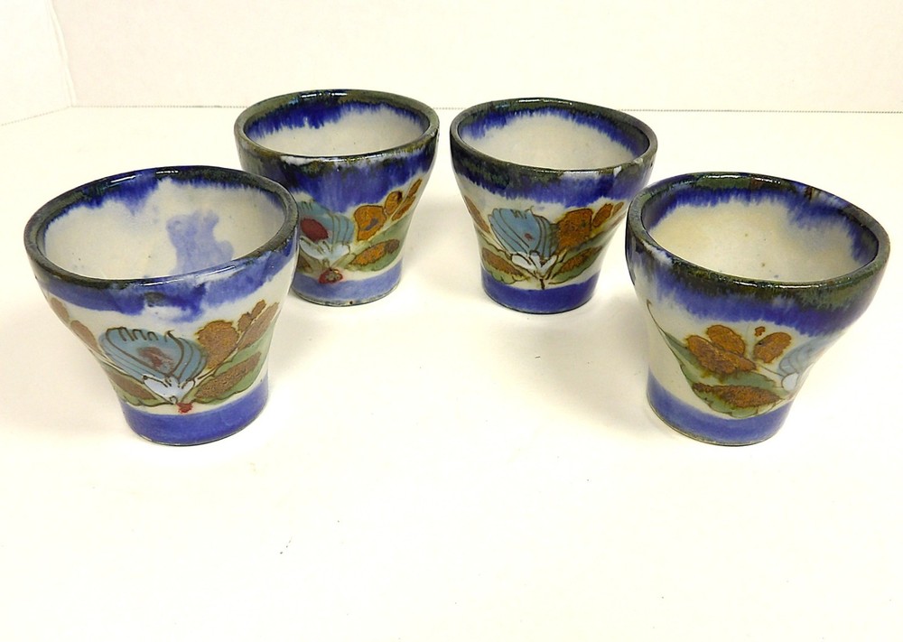 VINTAGE MEXICAN POTTERY KENNETH EDWARDS SET OF 4 SHOT GLASSES