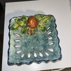 Mexican Majolica Green 3D Folk Art Wall Pottery Mellado Gto Fruit Wavy