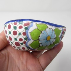 Hand Painted Puebla Mexico Pottery Heart Dish Tepépa Signed 1999 Floral 3.25″