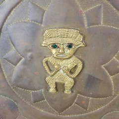 Vintage Brass Aztec Mayan Charger Tray Wall Art Plate With 3D Figure 15.5″ Dia