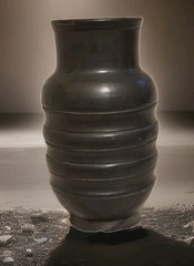 OAXACA BLACK POTTERY RIBBED CLAY VASE MATTE BLACK SIGNED LAMA 8″H MEXICO