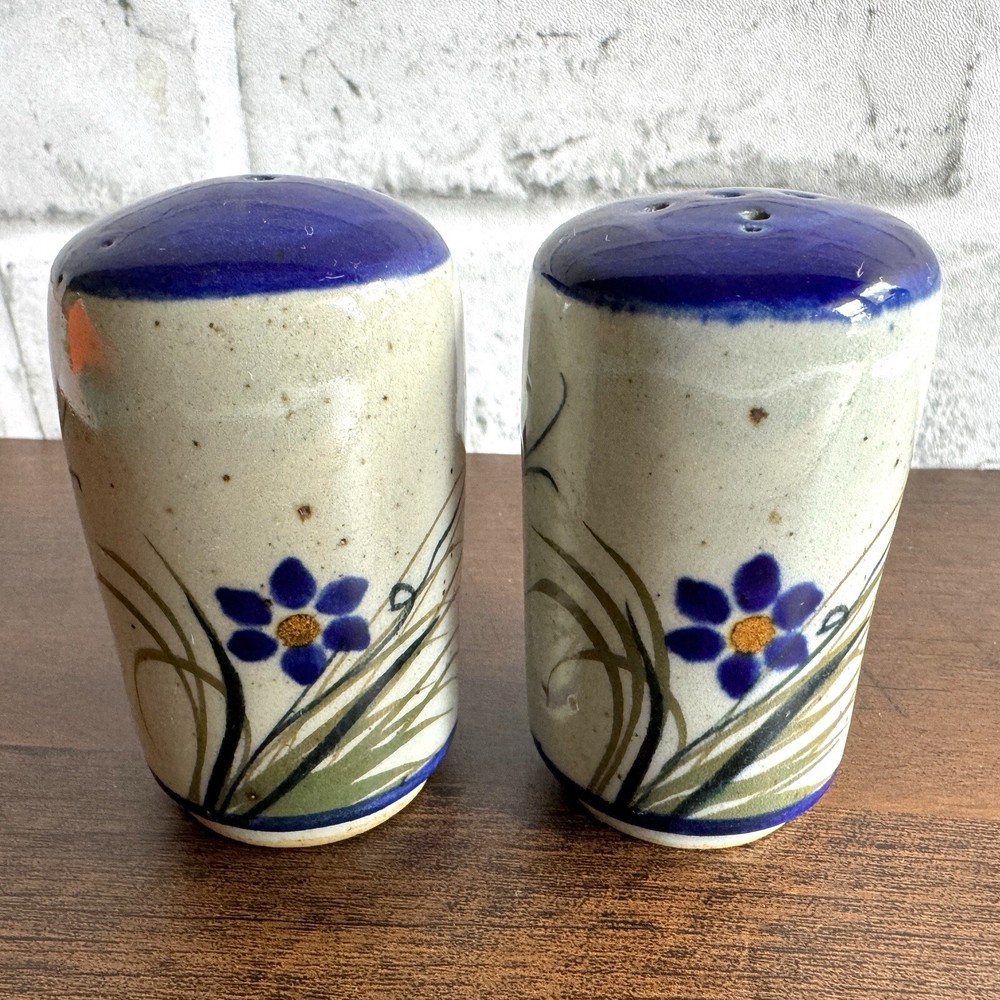 Vintage Mexican Pottery Salt & Pepper Shakers Blue & Grey Floral Plastic Corks