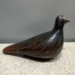 Vtg Black Mexican Tonala Pottery Burnished & Etched Bird Dove Figure 4.75”x5.5”