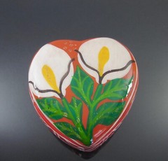 Mexican Pottery Trinket Box Heart Shape Flowers Calla Lily Hand Painted Folk Art