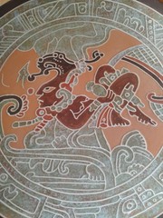 Classic Maya or Aztec Folk Art Reproduction Plate Wall Art 11.75in B4