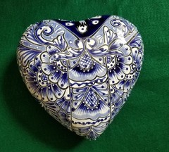 Handmade Mexican Talavera Wall Folk Art Heart Pottery