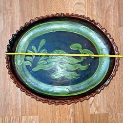 Mexican Patamban Hand Painted Fish Design Folk Art Green & Brown Glazed Platter