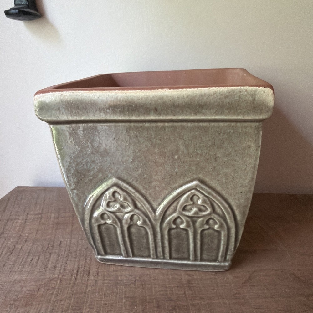 Handmade Mexican Terracotta Pottery Sage Green Glazed Planter 5 1/2” New