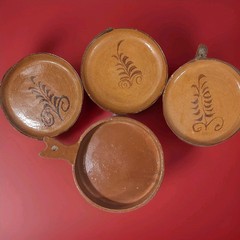 Mexican Pottery Set of 4. 3plates 1 pan Stamped MEXICO
