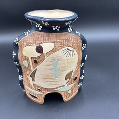 Vtg mexican art ceramic “Buffalo “vase, mid century modern, spanish style
