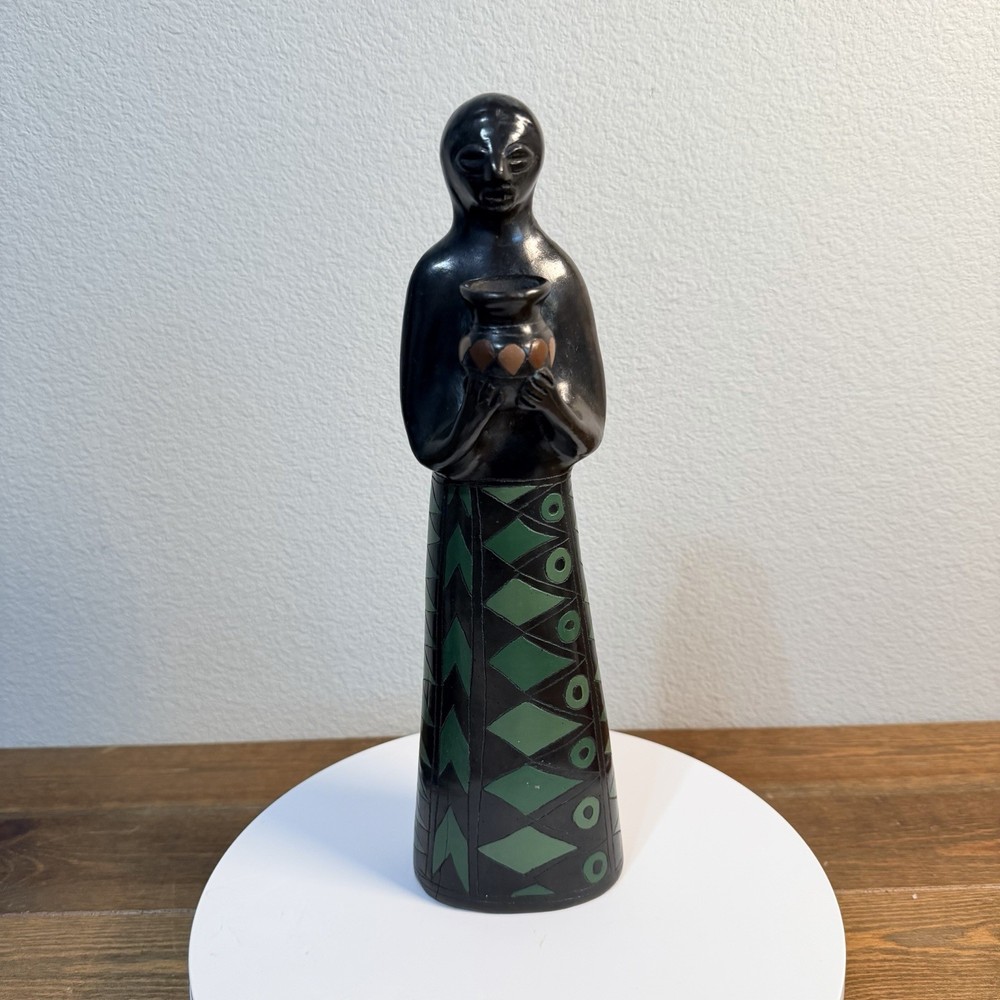 Vtg Oaxaca Mexico Black Pottery Folk Art Sculpture Woman Manuel Felguerez Style