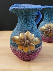 Vtg Black Clay Sand Terracotta Pottery Vase Copper/Brass Flower Trio Of Pitchers