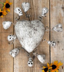 White Heart Skulls Day of the Dead Clay Handmade Rafael Pineda Mexican Folk Art