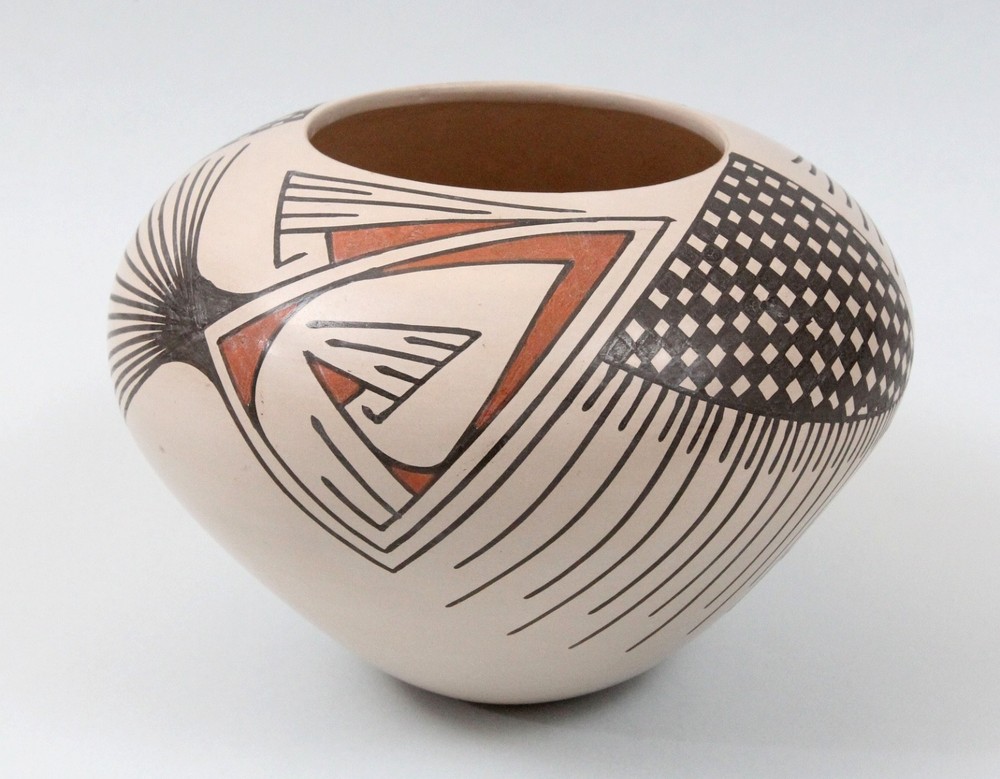 Mata Ortiz Pottery Zulema Quezada Vase Pot 6″ Mid Century Modern Abstract Fish