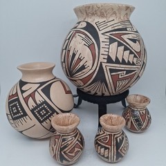 Mata Ortiz Handmade Pottery (Total of 5) Stand Not Included