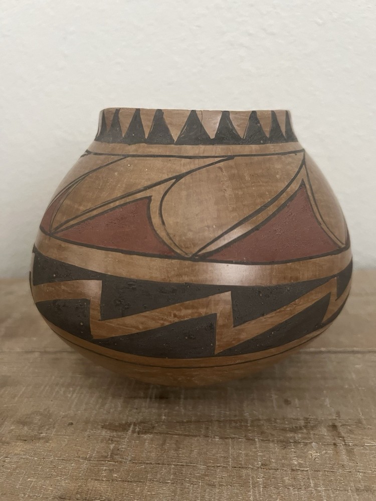 Vintage Mexico Pottery Mata Ortiz Round Bottom Pot Vase Signed 5×5” Wide Mouth