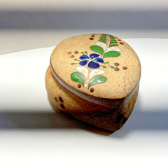 Vintage Hand Painted Mexican Tonala Pottery Heart Shape Trinket Box w/ Lid 4”