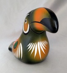Hand Painted Mexican Talavera Ceramic Pottery Tabletop TOUCAN Figurine