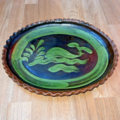 Mexican Patamban Hand Painted Fish Design Folk Art Green & Brown Glazed Platter