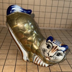 Vint BRASS CAT Tonala Mexican stretching Ceramic And Brass cat Figurine