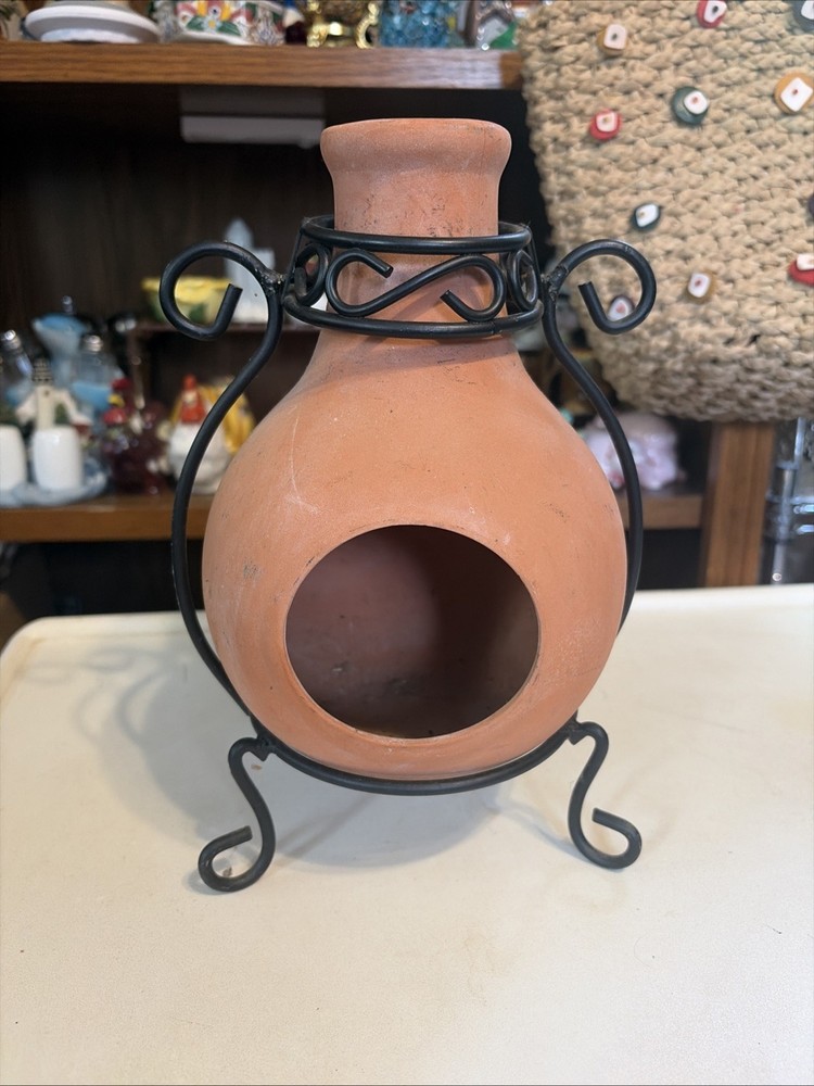 Mini Terra Cotta Pottery Tabletop Fireplace Chiminea W/Black Metal Stand