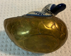 TONALA DUCK BIRD PORCELAIN/CERAMIC / BRASS ROYAL BLUE & WHITE