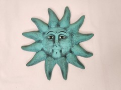 VTG Green Terracotta Folk Art Clay Pottery Wall Hanging Sun Face 5″ Chipped