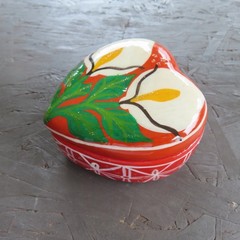 Mexican Pottery Trinket Box Heart Shape Flowers Calla Lily Hand Painted Folk Art