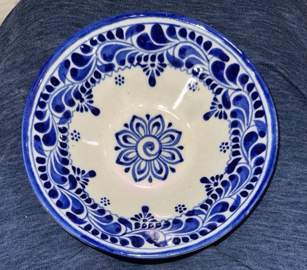 Talaveta Bowl Hand Painted Mexican Ceramic Blue White Mexico D’casa 6”