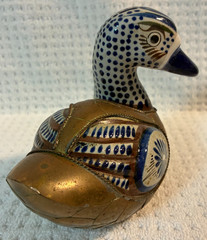 TONALA DUCK BIRD PORCELAIN/CERAMIC / BRASS ROYAL BLUE & WHITE