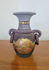 Vintage Mexican Terracotta Pottery Collectible Vase w/Brass Flower Purple – 8″