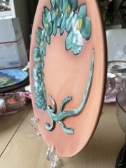 Vintage Mexican Folk Art Hand Painted Clay 10-1/8” Plate 3D Green Lizard Flower