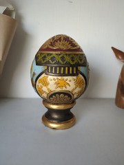 Hand Crafted & Painted Terra Cotta Egg W/Faux Stand Tabletop Art Pottery