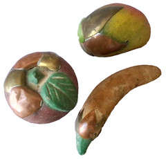 70s VTG Mexico Burnished Clay Fruit Apple Mango Banana Terracotta Brass Inlay HP