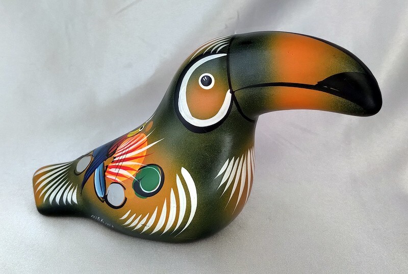 Hand Painted Mexican Talavera Ceramic Pottery Tabletop TOUCAN Figurine