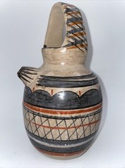 VINTAGE MEXICAN TONALA ART POTTERY SINGLE SPOUT JUG WITH HANDLE UNMARKED
