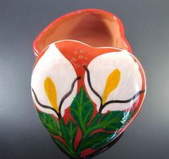 Mexican Pottery Trinket Box Heart Shape Flowers Calla Lily Hand Painted Folk Art
