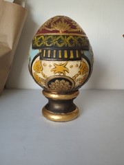 Hand Crafted & Painted Terra Cotta Egg W/Faux Stand Tabletop Art Pottery