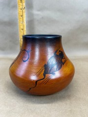 Southwestern Mexican Pottery Vase Modern Signed Gecko Lizard 5.5″Tall
