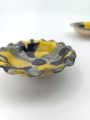 Two Vintage Oaxaca Mexico Majolica Drip Ware Trinket Dishes Yellow/Grey/Black