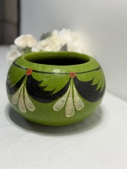 Vintage Mexican Hand Made Green And Black Pottery Planter w/ Drain Hole 5.5” T