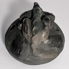 BLACK CLAY VESSEL With 2 Holes & LIZARD FETISH / Pre-Colombian Style / 4 INCHES