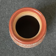 Handmade Mexican Red Clay Pottery Vase Etched Mata Ortiz Style Vintage 9-1/2″