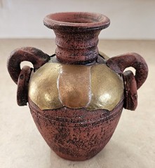 Vintage Mexican Terracotta Pottery Vase, Brass Copper Overlay Loop Handles, 5.5″