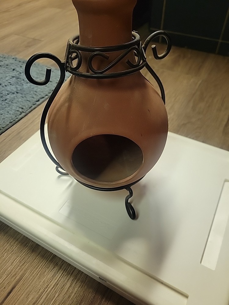 VTG RARE Mexico Talavera Terra Cotta Pottery Table Top Chiminea with Metal Stand