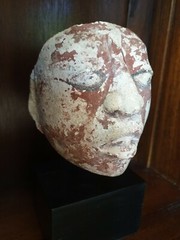 AUTHENTIC ANCIENT MAYAN STUCCO HEAD CLASSIC PERIOD. 300-900 A.D. MUSEUM PIECE