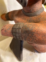 PRE COLUMBIAN MAYAN ARTIFACT LARGE CLAY POTTERY MONARCH KING SATUTE ESTATE