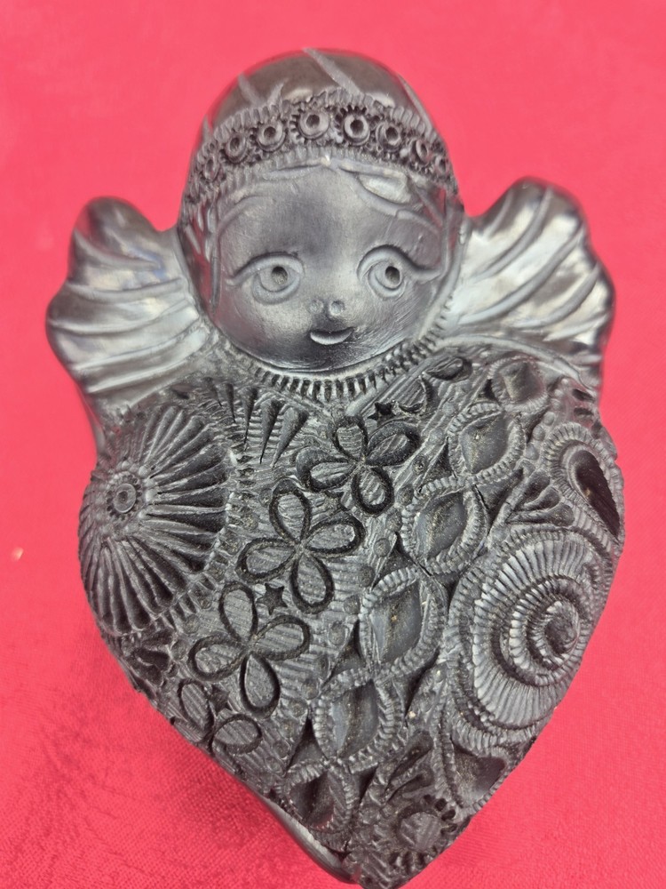 Vintage Oaxaca Mexican Carved Black Clay Pottery Lidded Box Heart Shape Angel